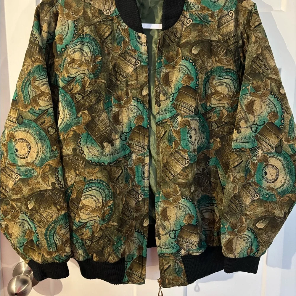 Patterned Bomber Jacket - Picture 5 of 7